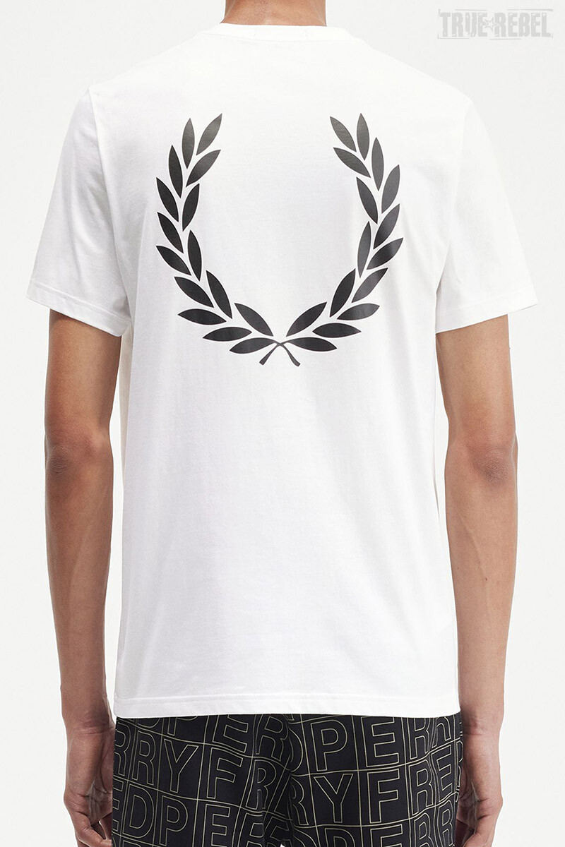 Fred Perry T-Shirt Rear Powder Laurel Graphic White