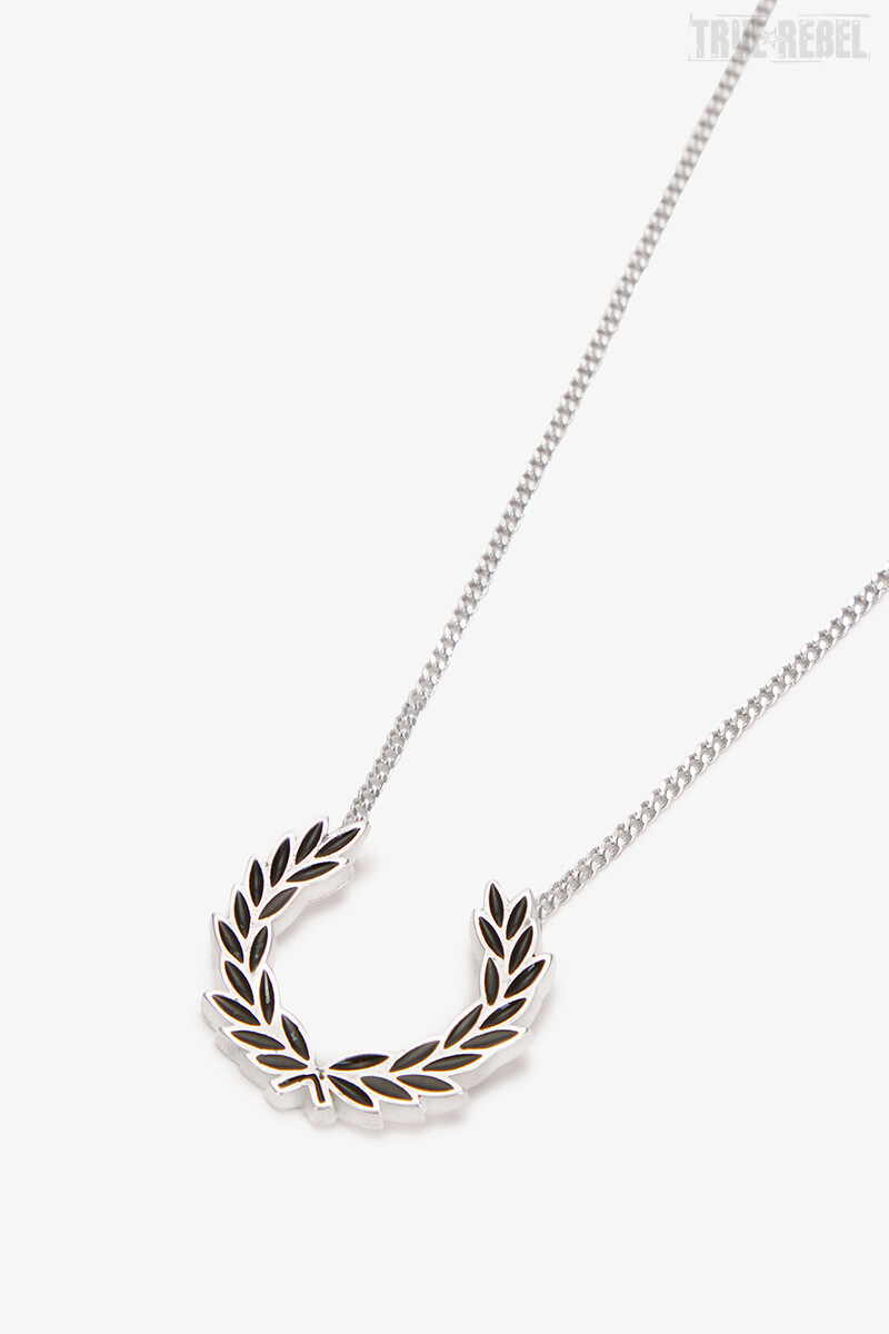 Fred Perry Necklace Laurel Wreath Metallic Silver