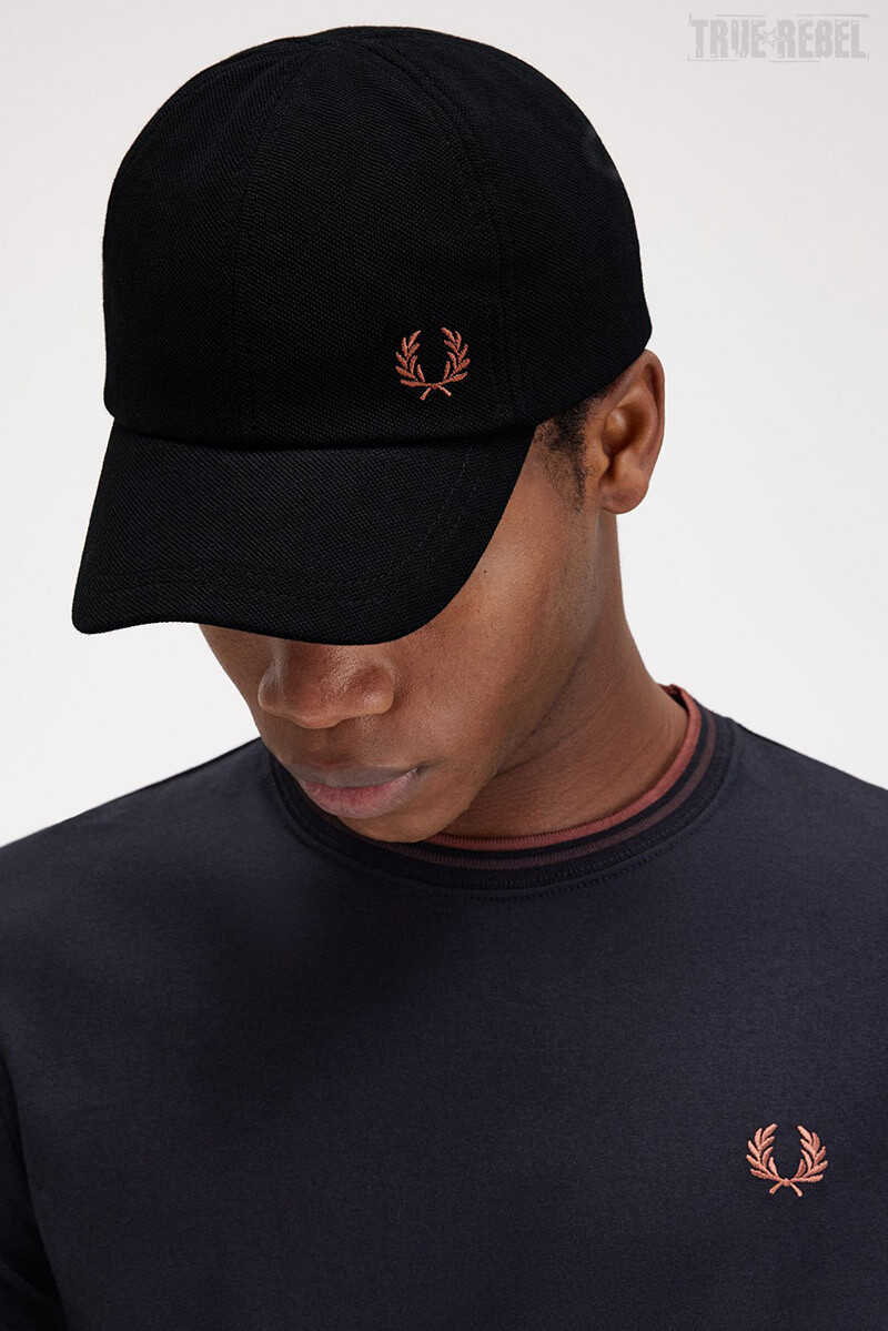 Fred Perry Cap Pique Black Whiskey Brown