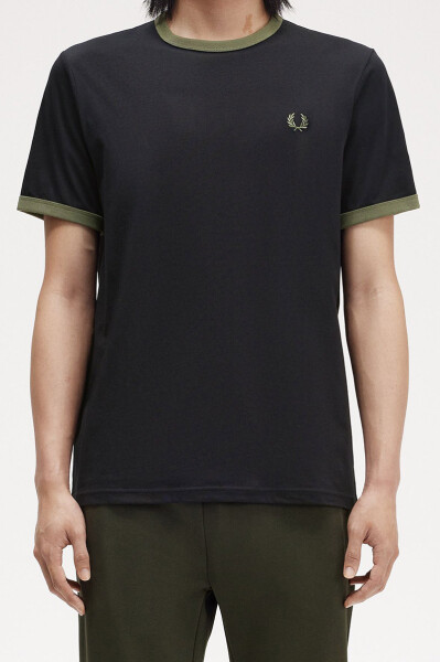 Fred Perry Ringer T-Shirt Black Wreath Green