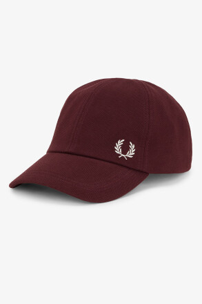 Fred Perry Classic Pique Cap Oxblood Snow White