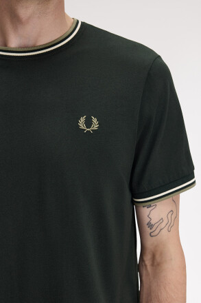 Fred Perry Twin Tipped T-Shirt Olive Night Green Olive Mint