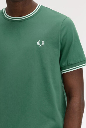 Fred Perry Twin Tipped T-Shirt Sport Green Track Blue