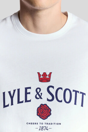 Lyle & Scott Cheers To Tradition Graphic T-Shirt White