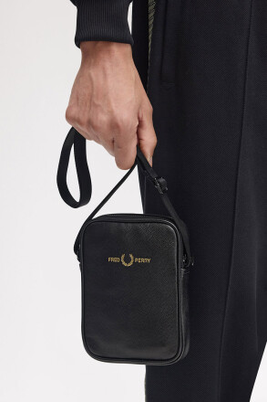 Fred Perry Scotchgrain Leather Side Bag Black