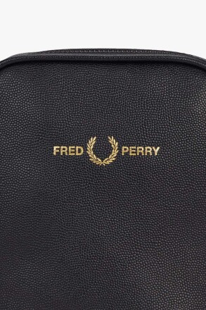 Fred Perry Scotchgrain Leather Side Bag Black