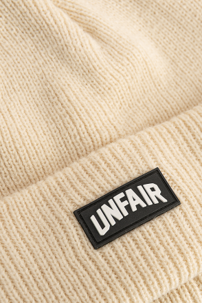 Unfair Curved Patch Beanie Beige
